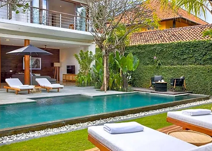 Villa Karishma 3 Bedroom Private Pool Zn34 Kuta Selatan