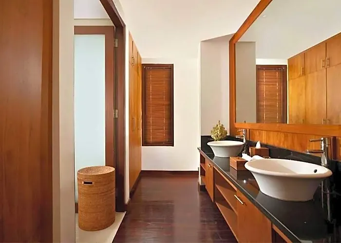 Villa Karishma 3 Bedroom Private Pool Zn34 *